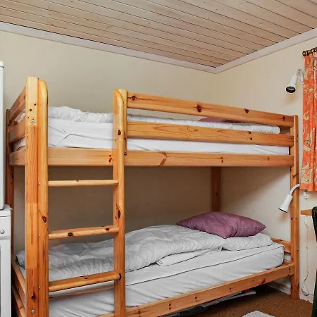 펜션 Three-bedroom Holiday In Farso 4 *